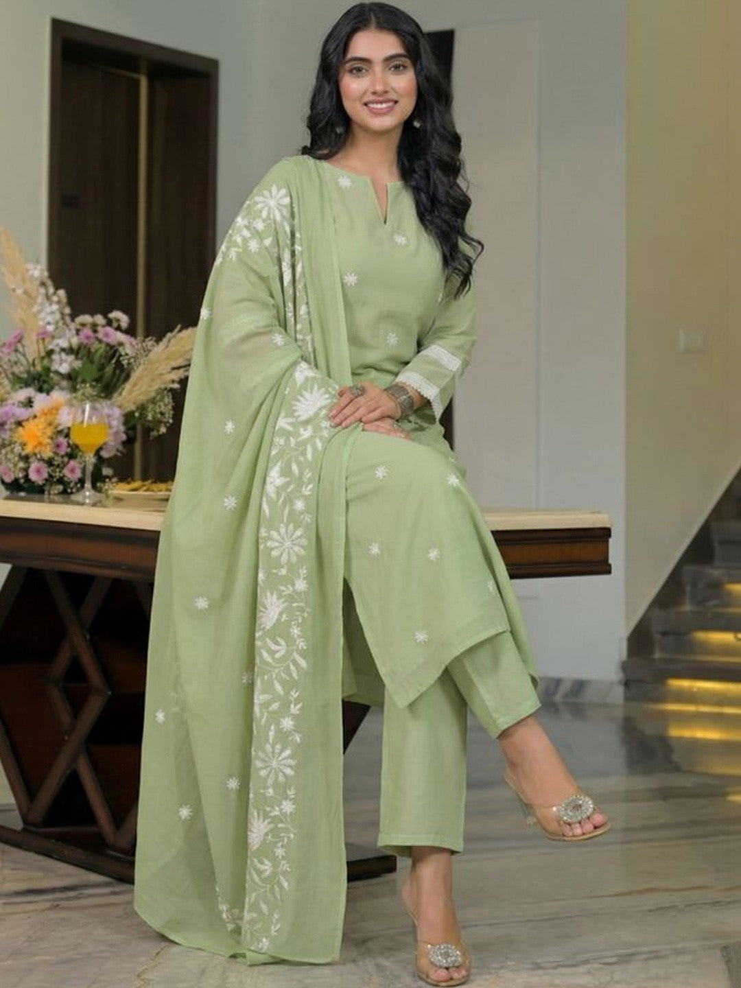 Women Floral Embroidered Regular Thread Work Chanderi Cotton Kurta with Trousers & With Dupatta