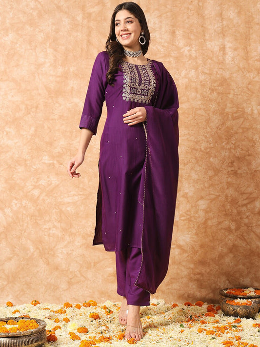 Ethnic Motifs Embroidered Straight Kurta with Trousers & Dupatta