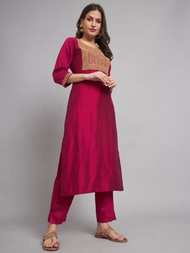 Women Pink Silk Blend Kurta Pant Dupatta Set