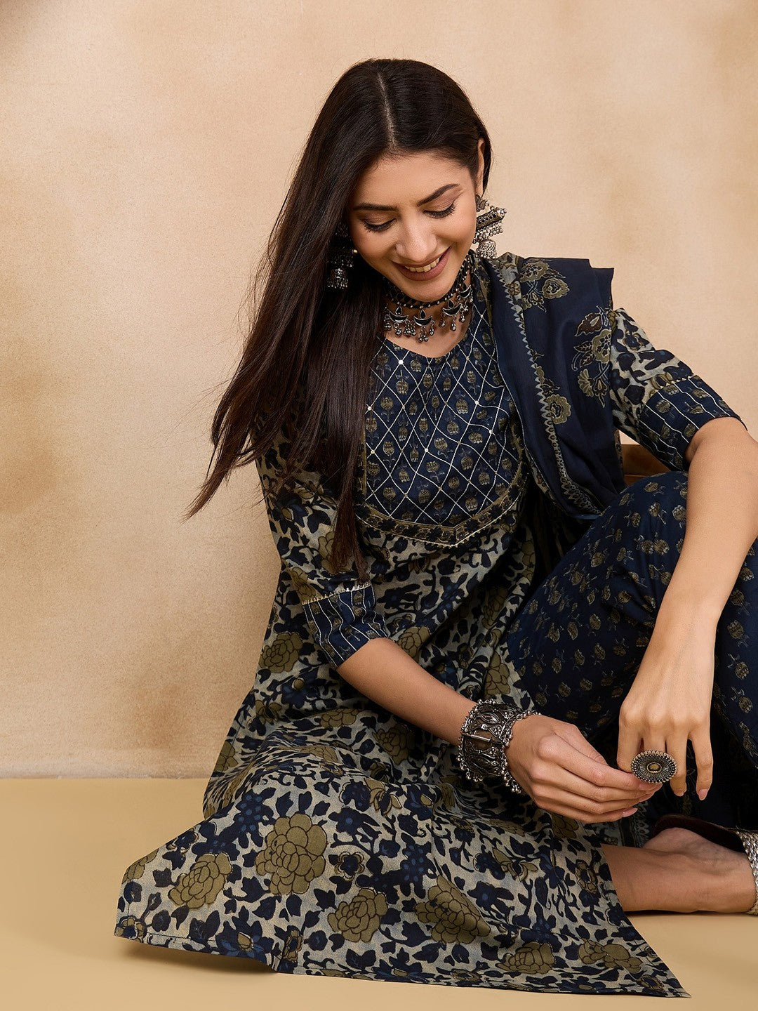 Navy Blue Floral Printed Pure Cotton Straight Kurta & Trousers With Dupatta