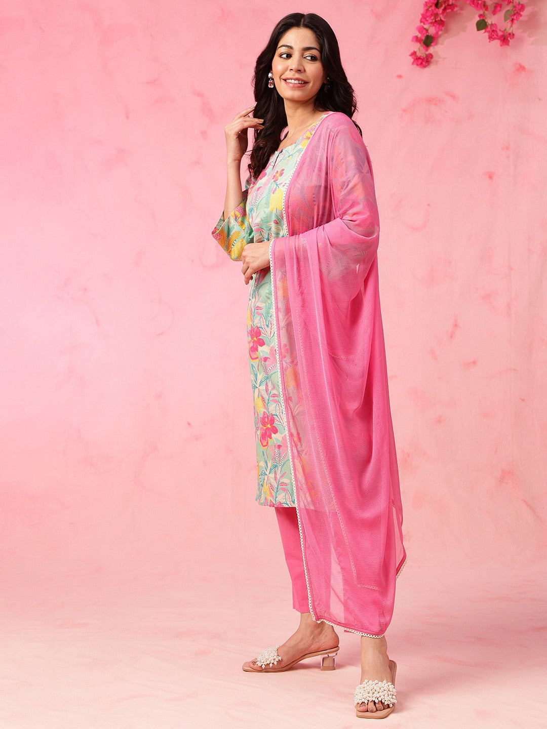 Women Floral Printed Regular Pure Cotton Kurta with Trousers & With Dupatta