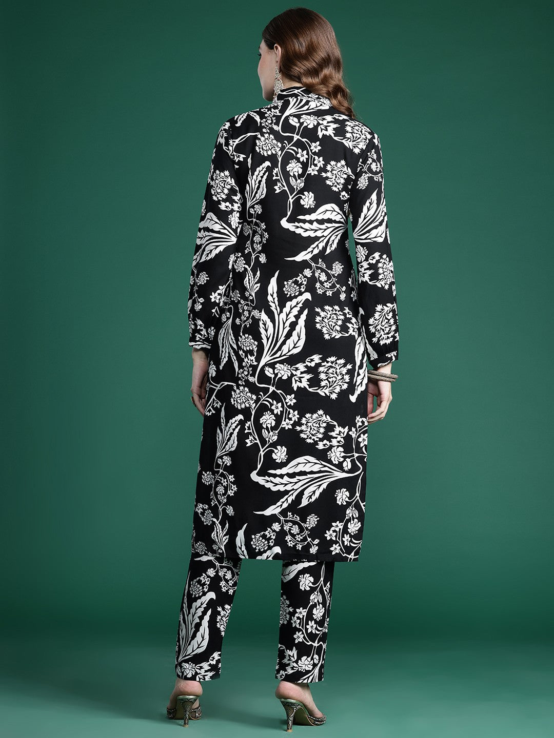 Floral Printed Kurta with Trousers