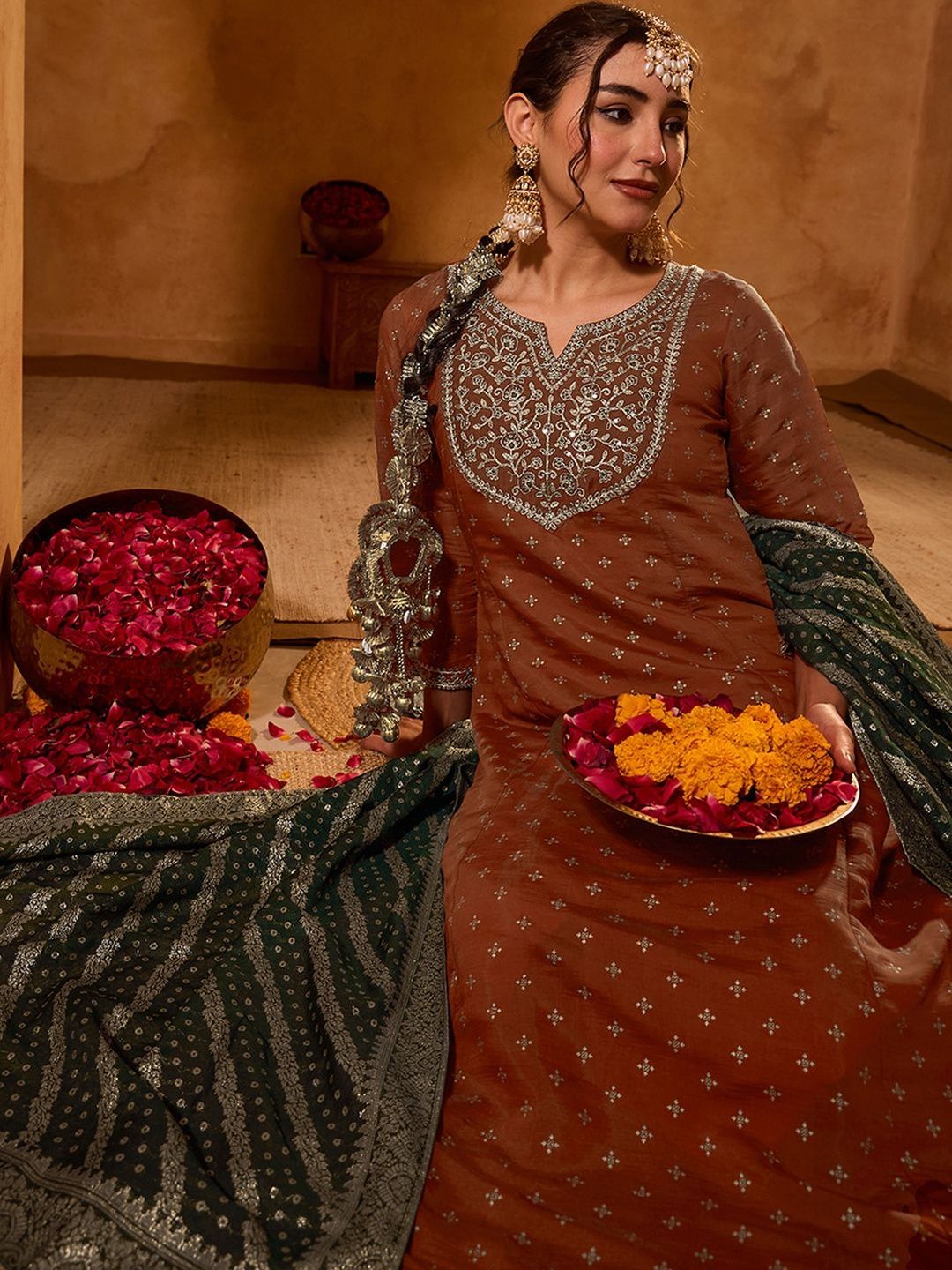 Women Regular Size Kurta Set Silk