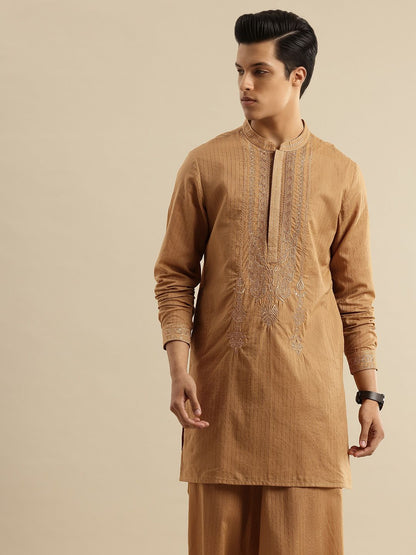 Striped Mandarin Collar Thread Work Jashn Kurta with Trousers