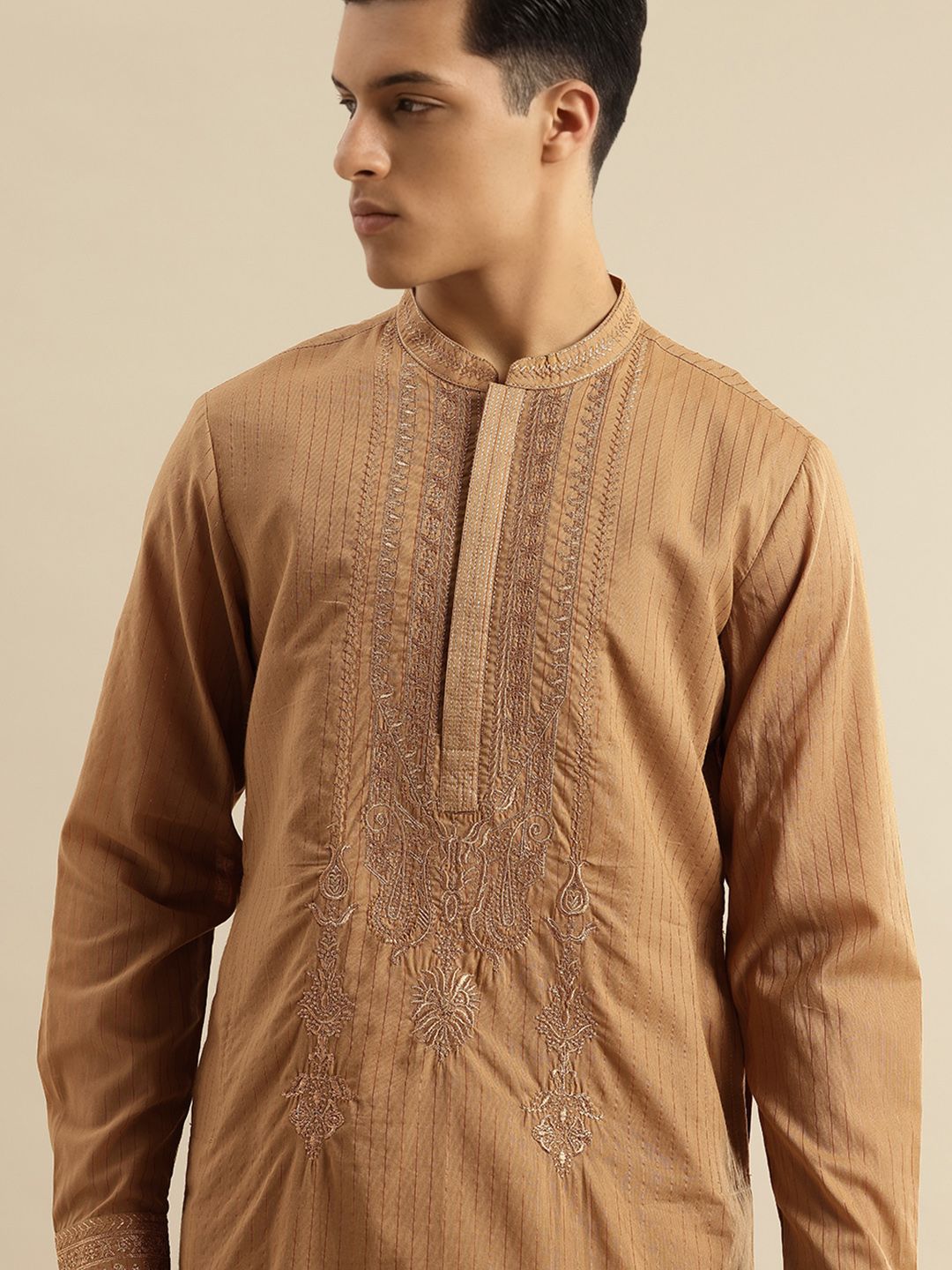 Striped Mandarin Collar Thread Work Jashn Kurta with Trousers