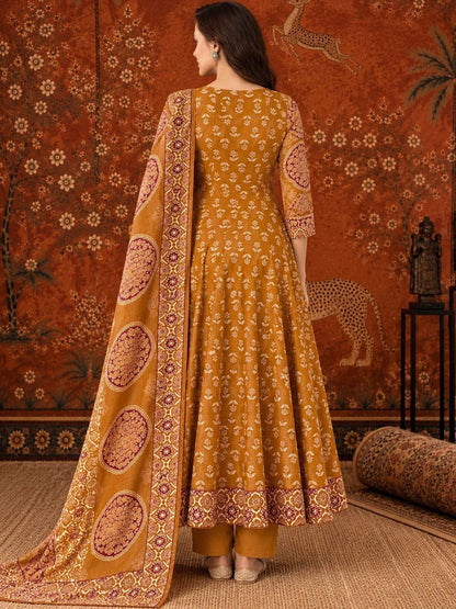 Women Ethnic Motifs Printed Regular Pure Cotton Kurta with Trousers & With Dupatta