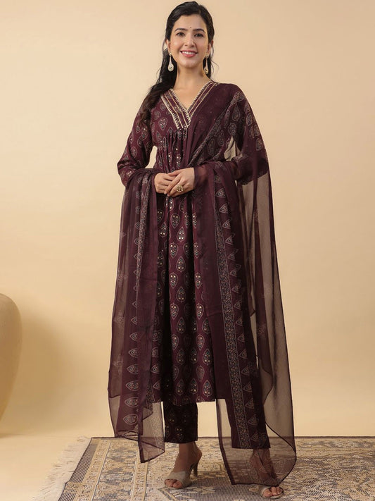 Women Ethnic Motifs Printed Pleated Kurta with Trousers & With Dupatta