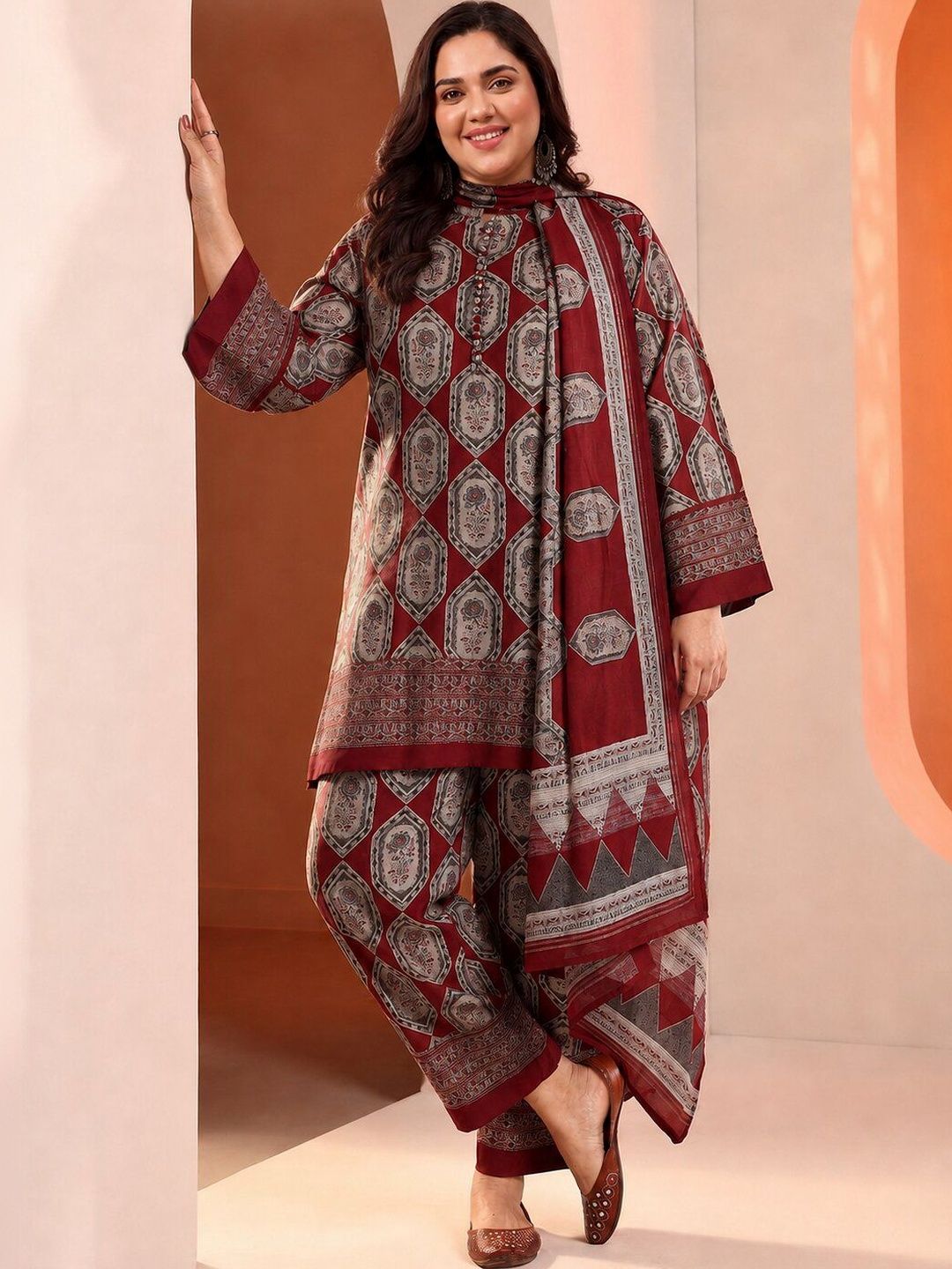 Plus Size Women Ethnic Motifs Printed Kurta with Palazzos & Dupatta