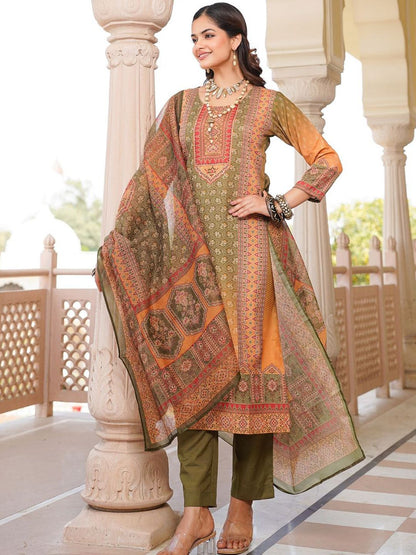 Women Ethnic Motifs Printed Regular Kurta with Trousers & With Dupatta