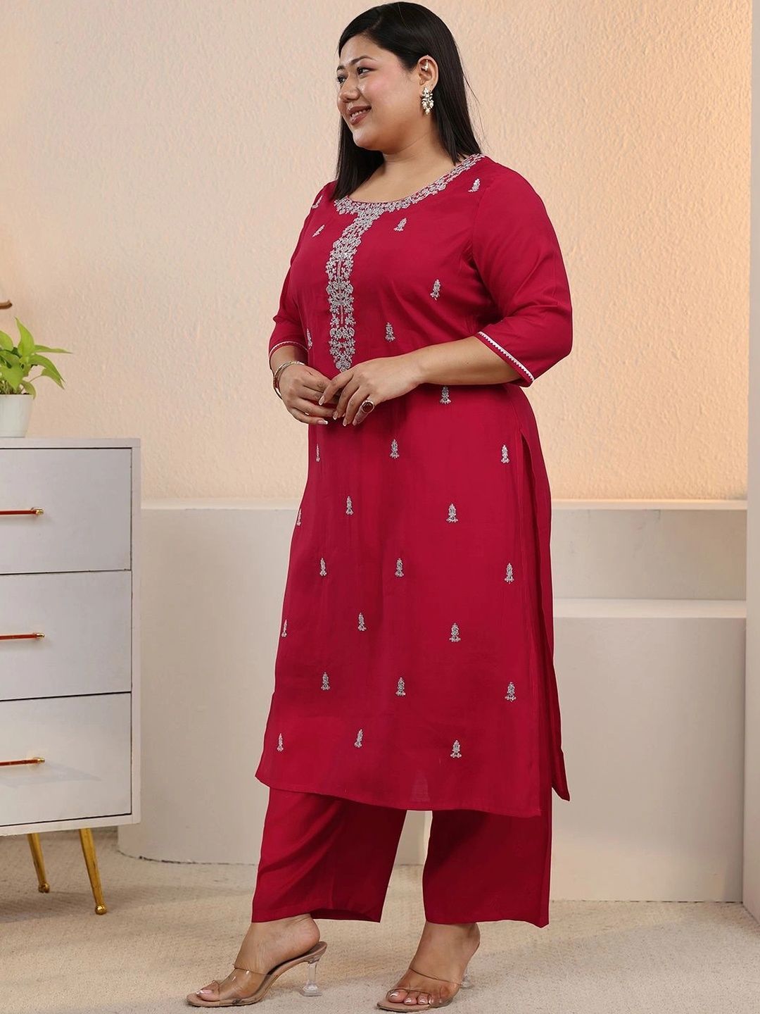 Women Ethnic Motifs Embroidered Regular Thread Work Kurta with Trousers & With Dupatta