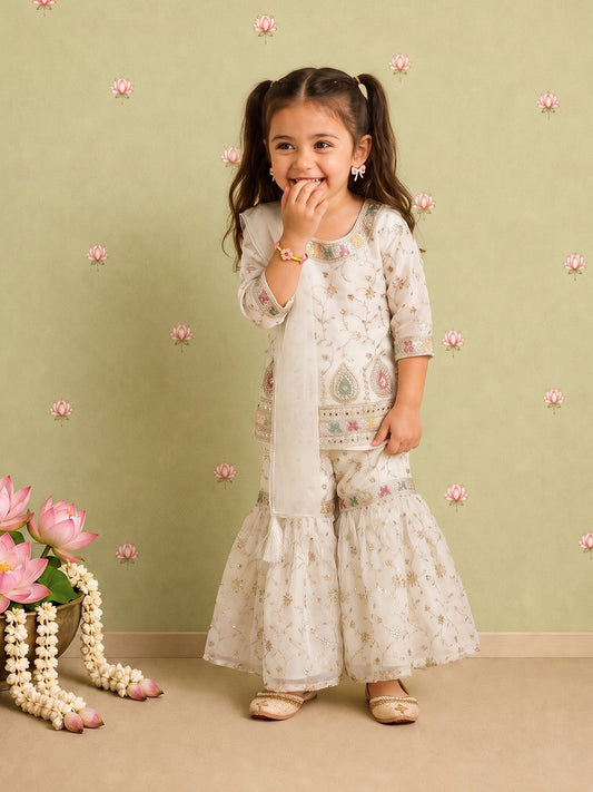 Girls Sequinned Kurta Set
