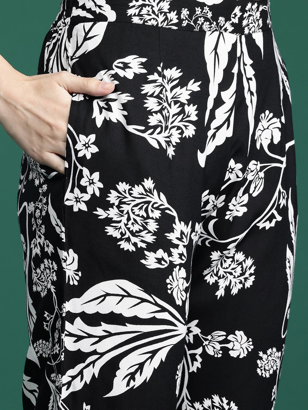 Floral Printed Kurta with Trousers