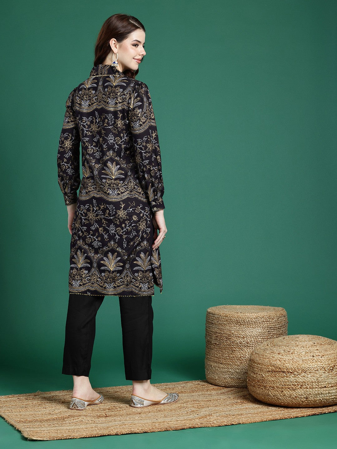 Floral Printed V-Neck Cuffed Sleeves Regular Gotta Patti Kurta with Trousers