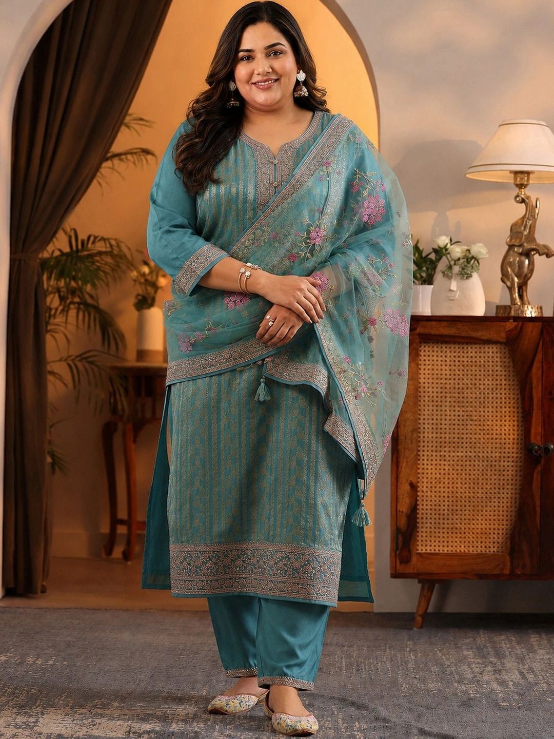 Women Ethnic Motifs Regular Kurta with Trousers & With Dupatta