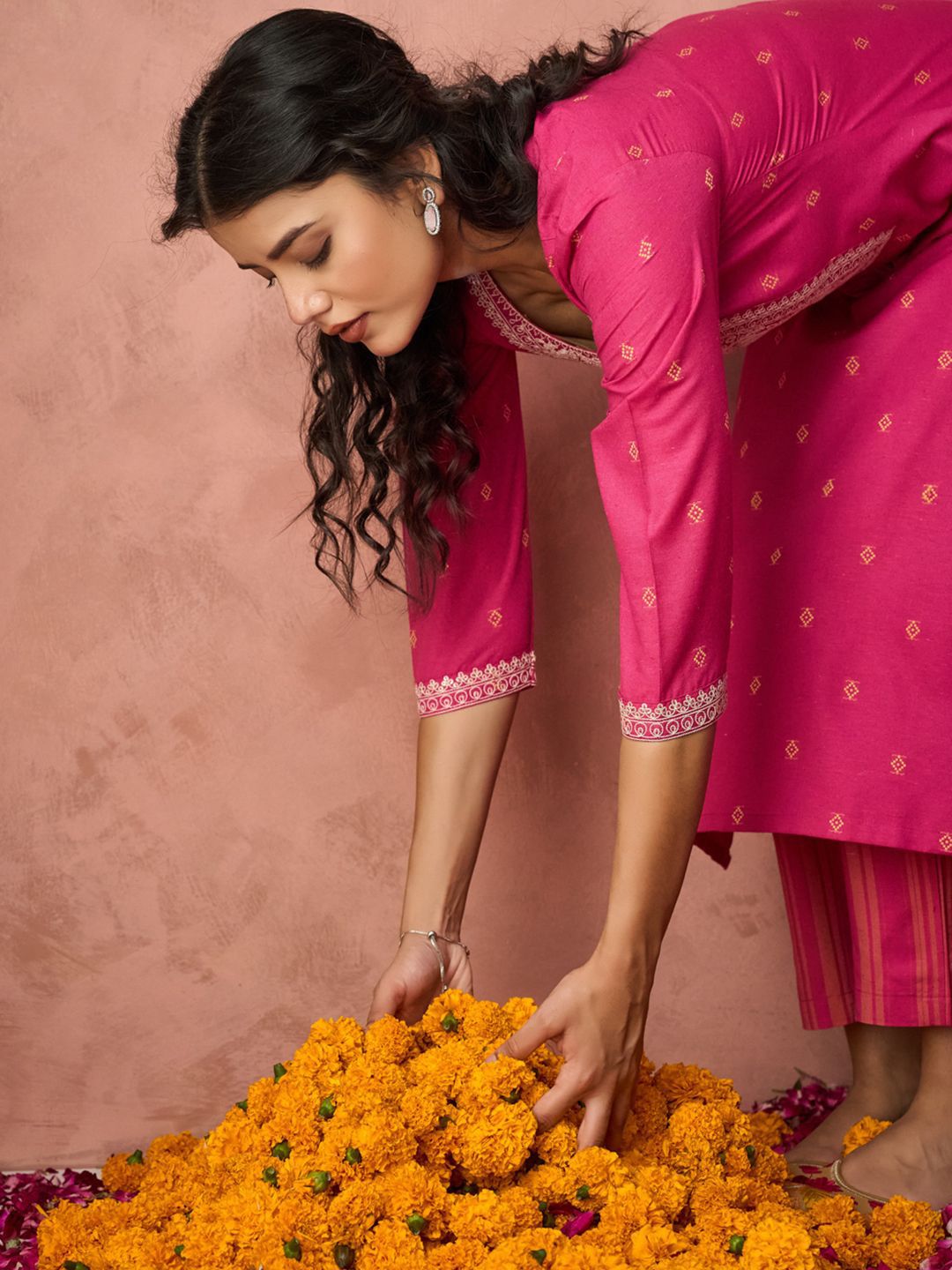 Women Ethnic Motifs Embroidered Straight Kurta With Trousers And Dupatta