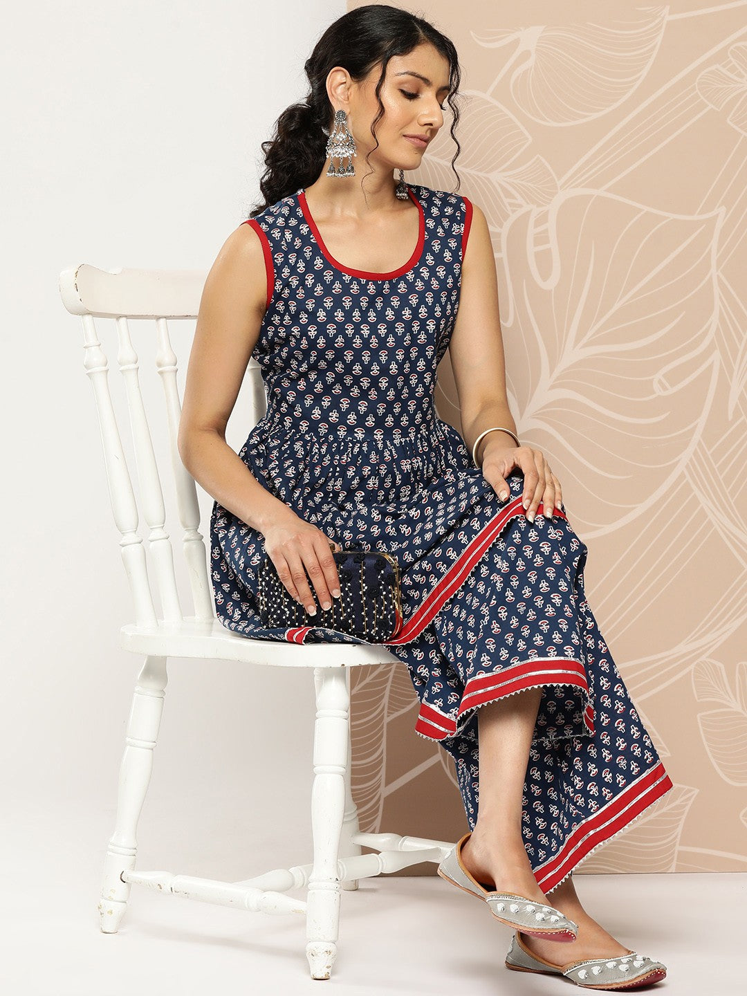 Women Ethnic Motifs Printed Pleated Kurti with Palazzos