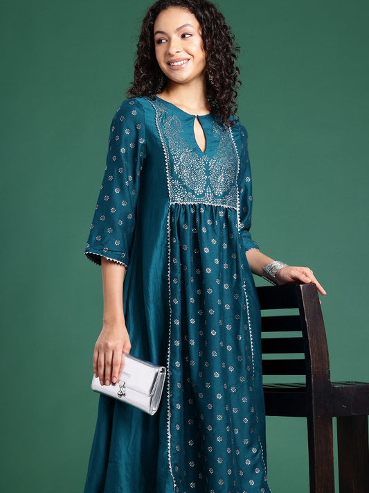 Ethnic Motifs Foil Printed Regular Gotta Patti Kurta with Trousers