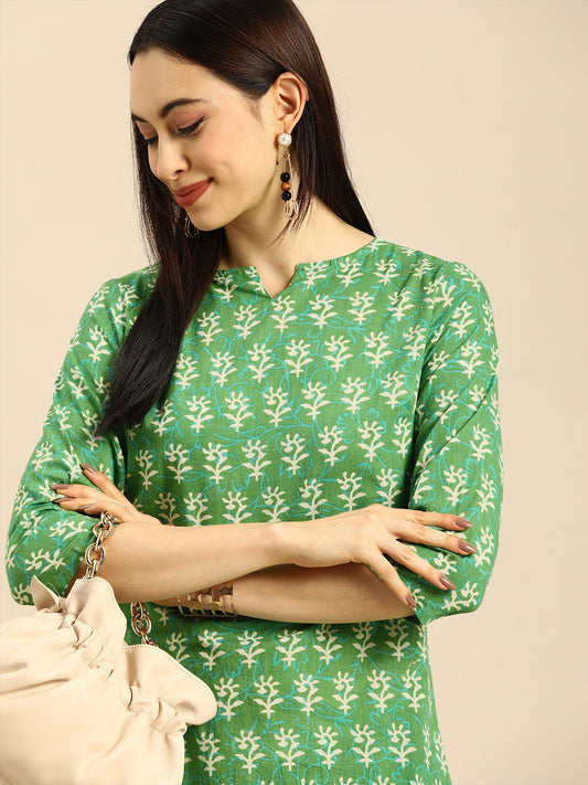 Women Green Ethnic Motifs Printed Pure Cotton Kurta with Trousers