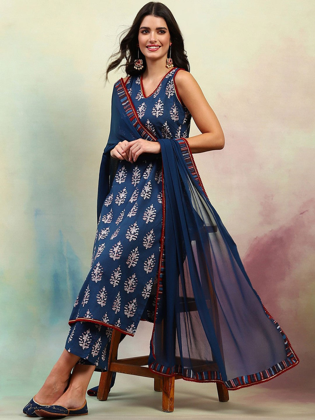 Ethnic Motifs Printed V-Neck Sleeveless Pure Cotton Kurta with Palazzo & Dupatta