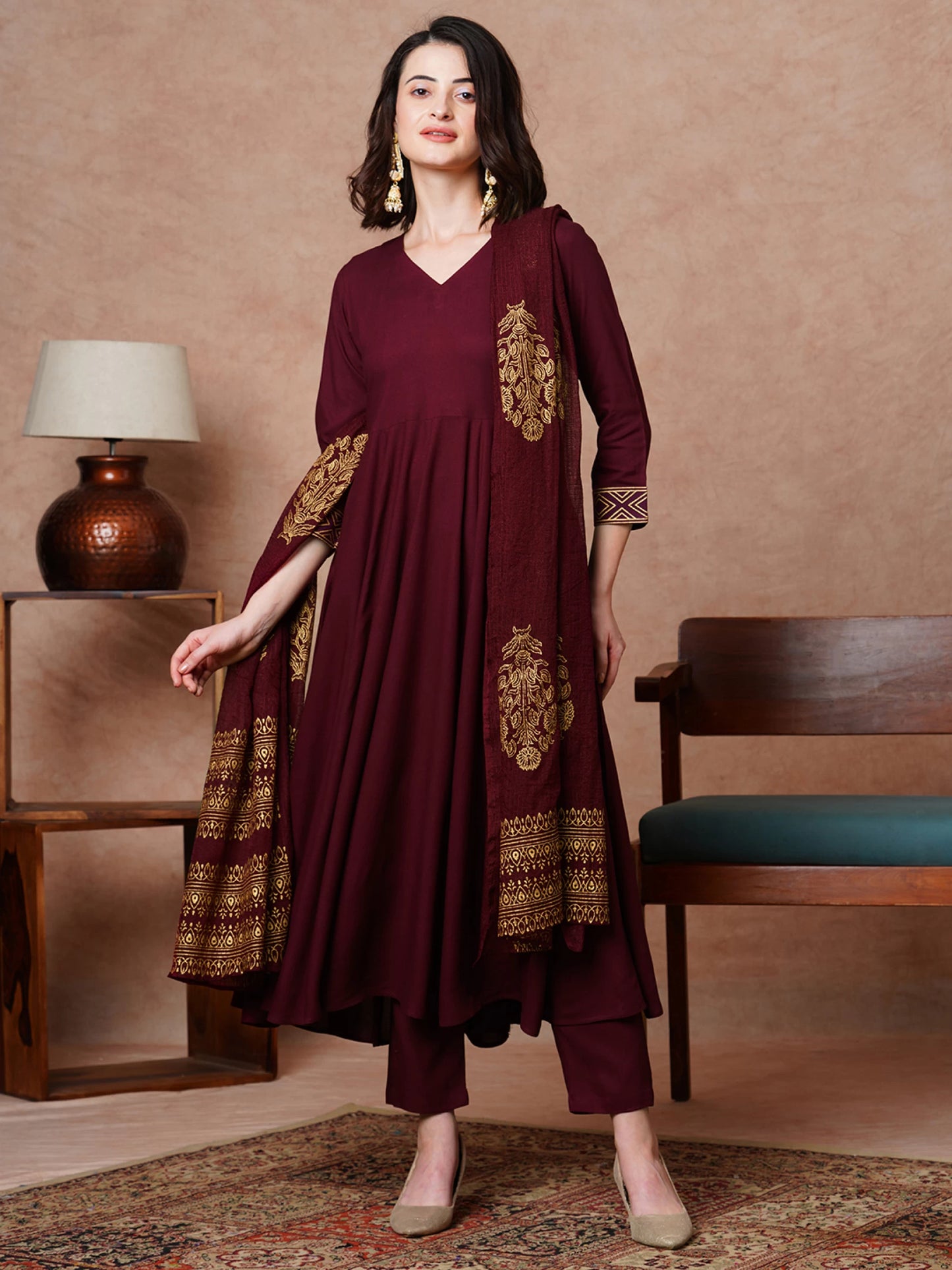 Women Maroon Cotton Rayon Kurti Pant Set