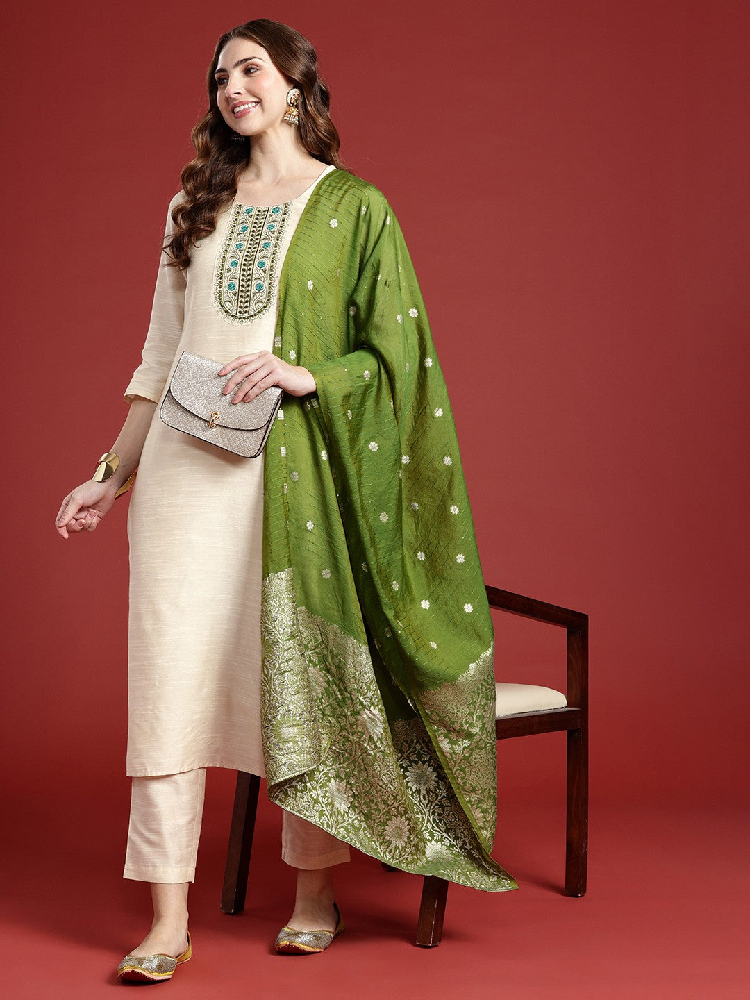 Ethnic Motifs Embroidered Kurta with Trousers & Dupatta