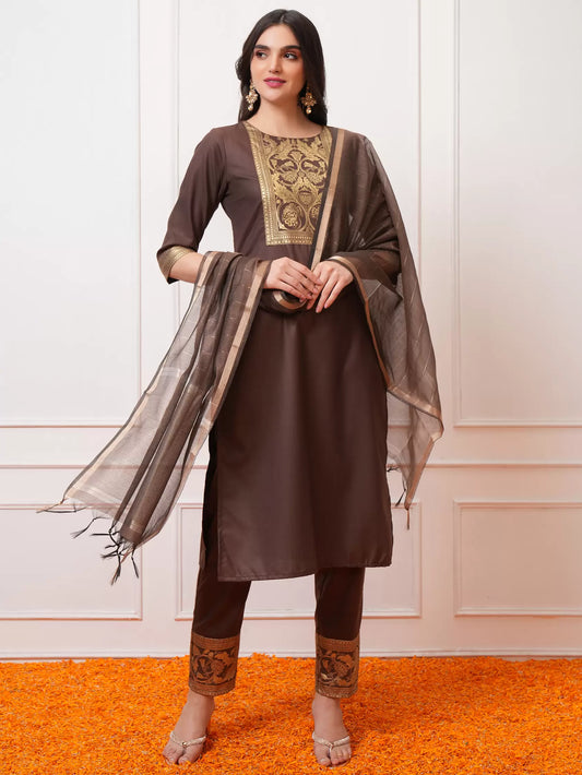 Women Brown Cotton Blend Kurta Pant Set