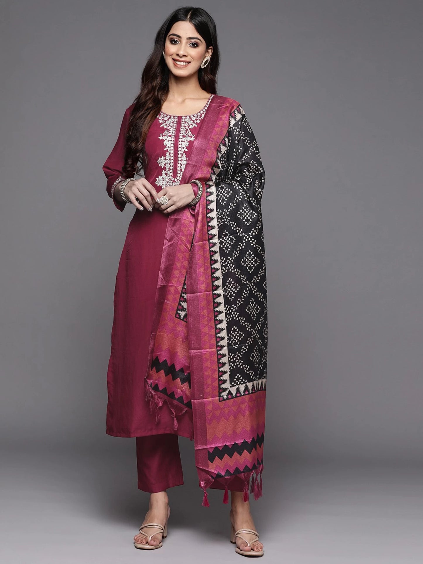 Women Silk Blend Kurta Pant Dupatta Set