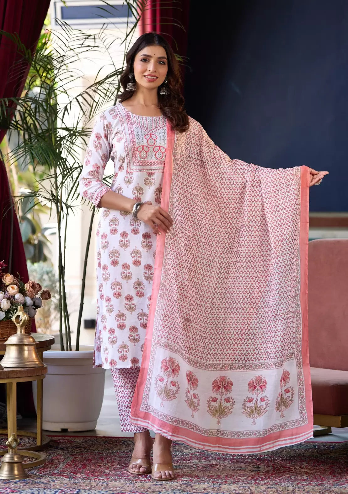 Women Pink Viscose Rayon Kurta Pant Dupatta Set