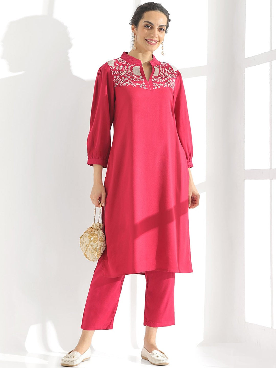 Fuchsia Floral Yoke Design Thread Work Detailed Straight Kurta With Trouser