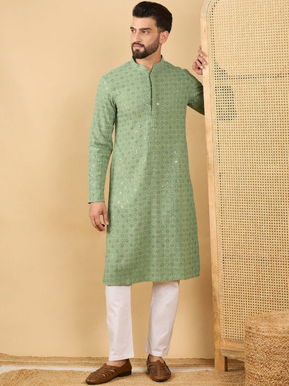 Geometric Embroidered Mandarin Collar Straight Kurta & Trousers