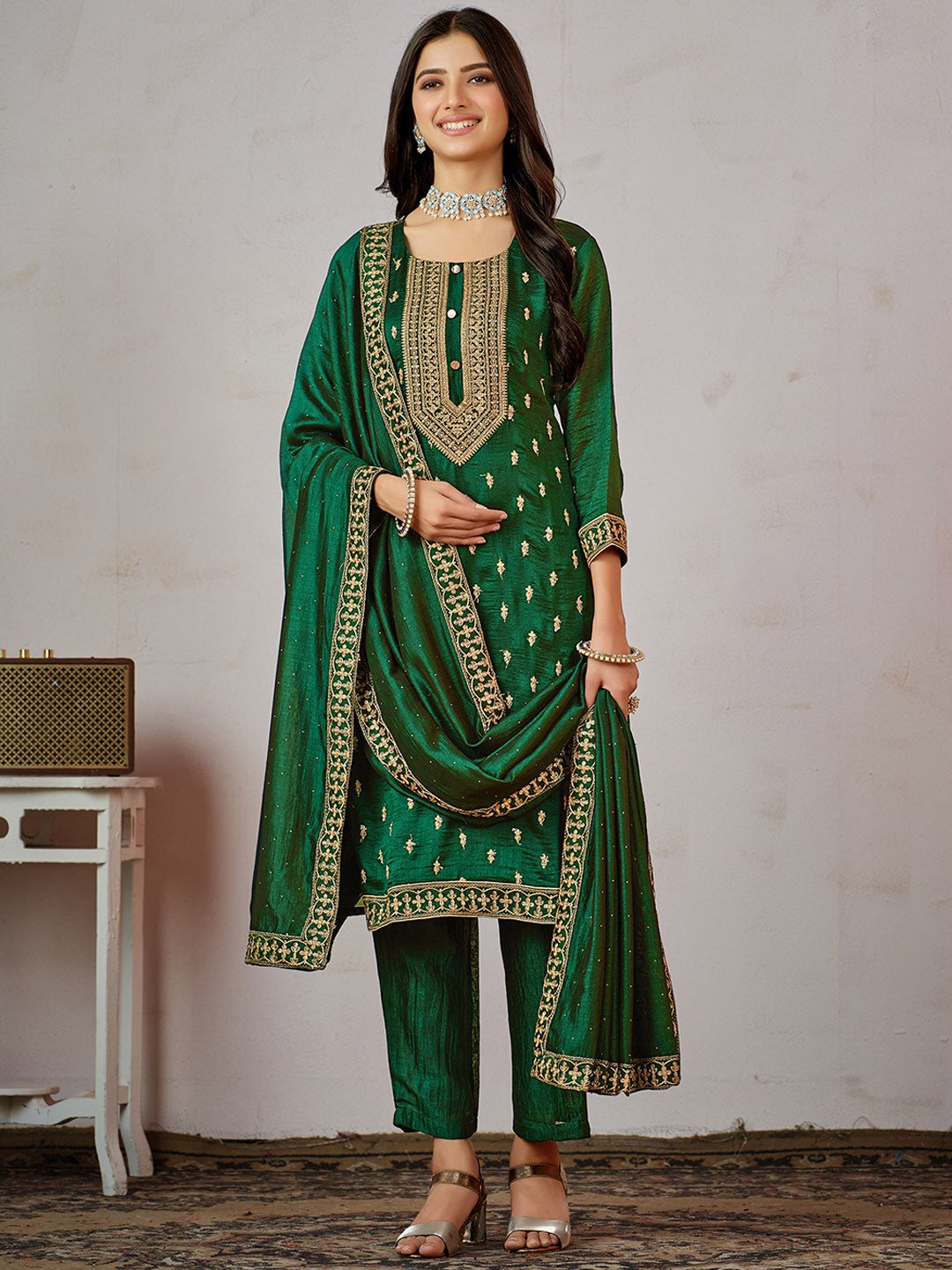 Green Ethnic Motifs Embroidered Kurta with Churidar & Dupatta