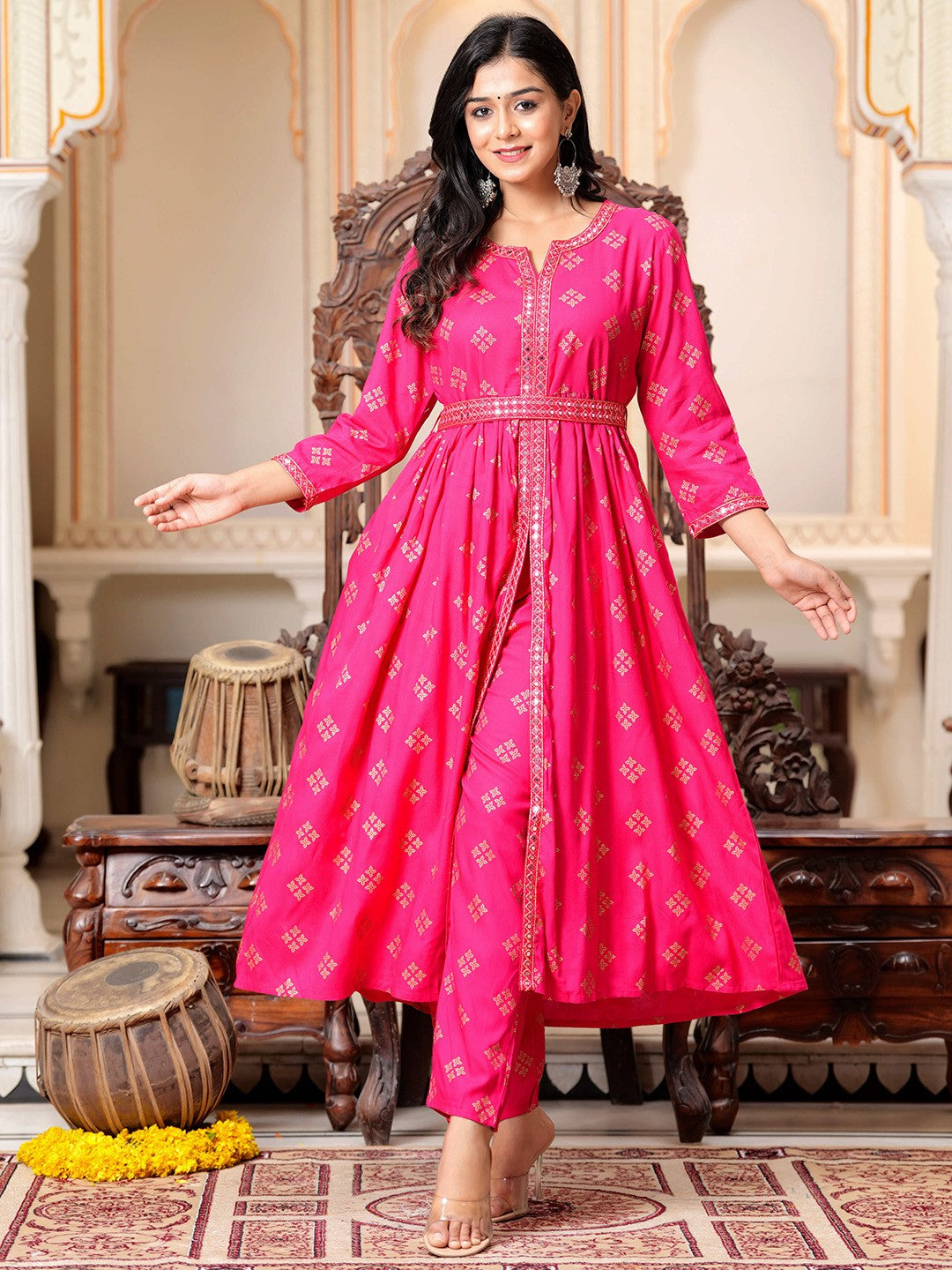 Women Floral Embroidered Regular Kurta with Trouser