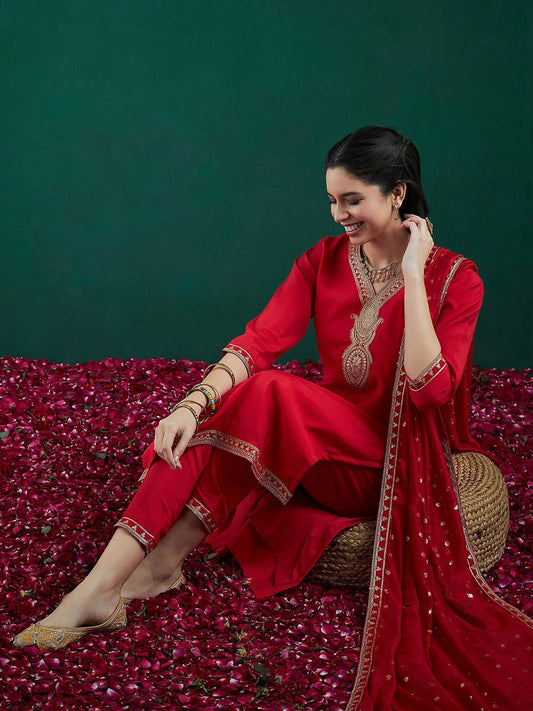 Floral Embroidered Regular Kurta With Trousers & Dupatta