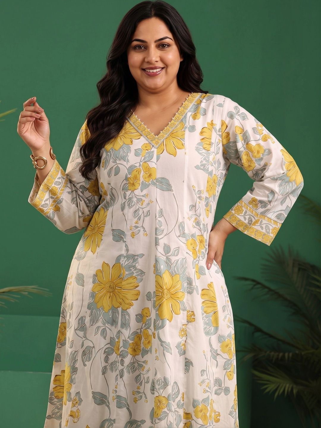 Women Floral Printed Regular Kurta with Palazzos & With Dupatta
