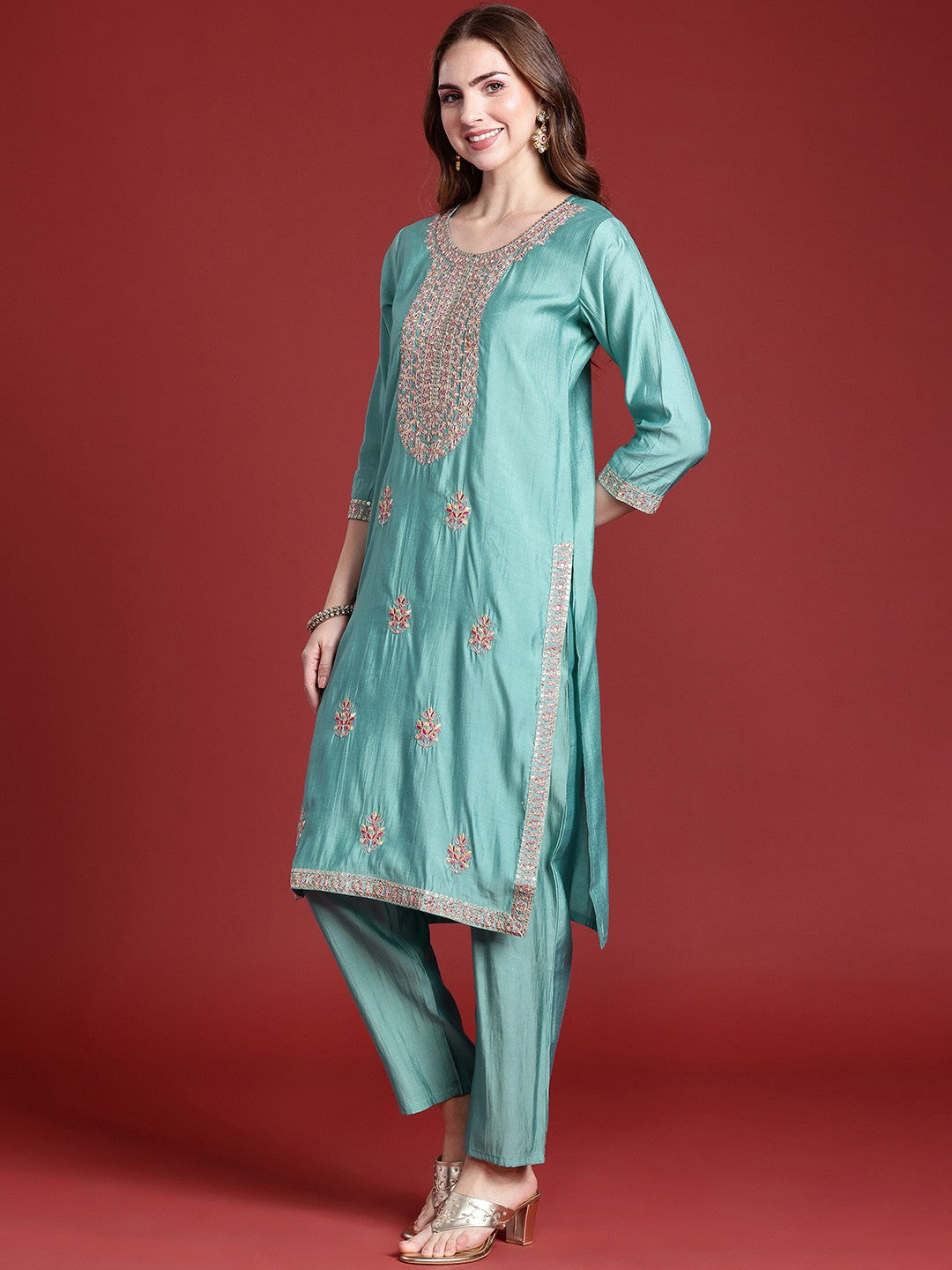 Women Floral Embroidered Regular Sequinned Kurta with Trousers & With Dupatta