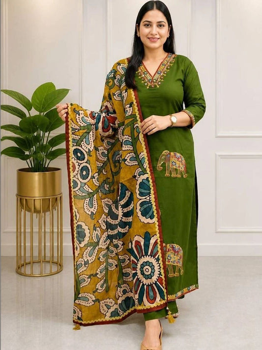 Women Ethnic Animal Printed Regular Thread Work Kurta with Trousers & With Dupatta