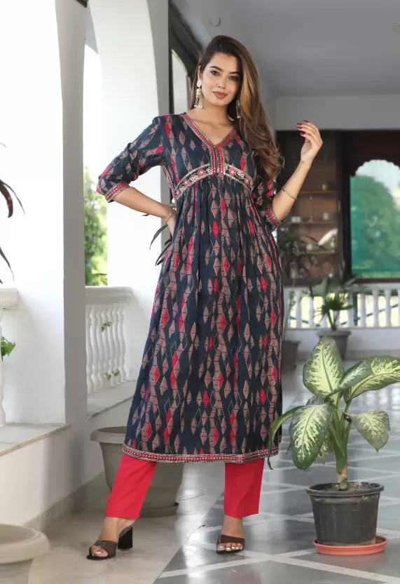 Women Viscose Rayon Kurta Pant Set