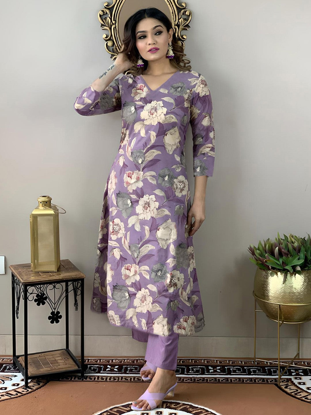 Purple Floral Printed V-Neck Kurta with Trousers