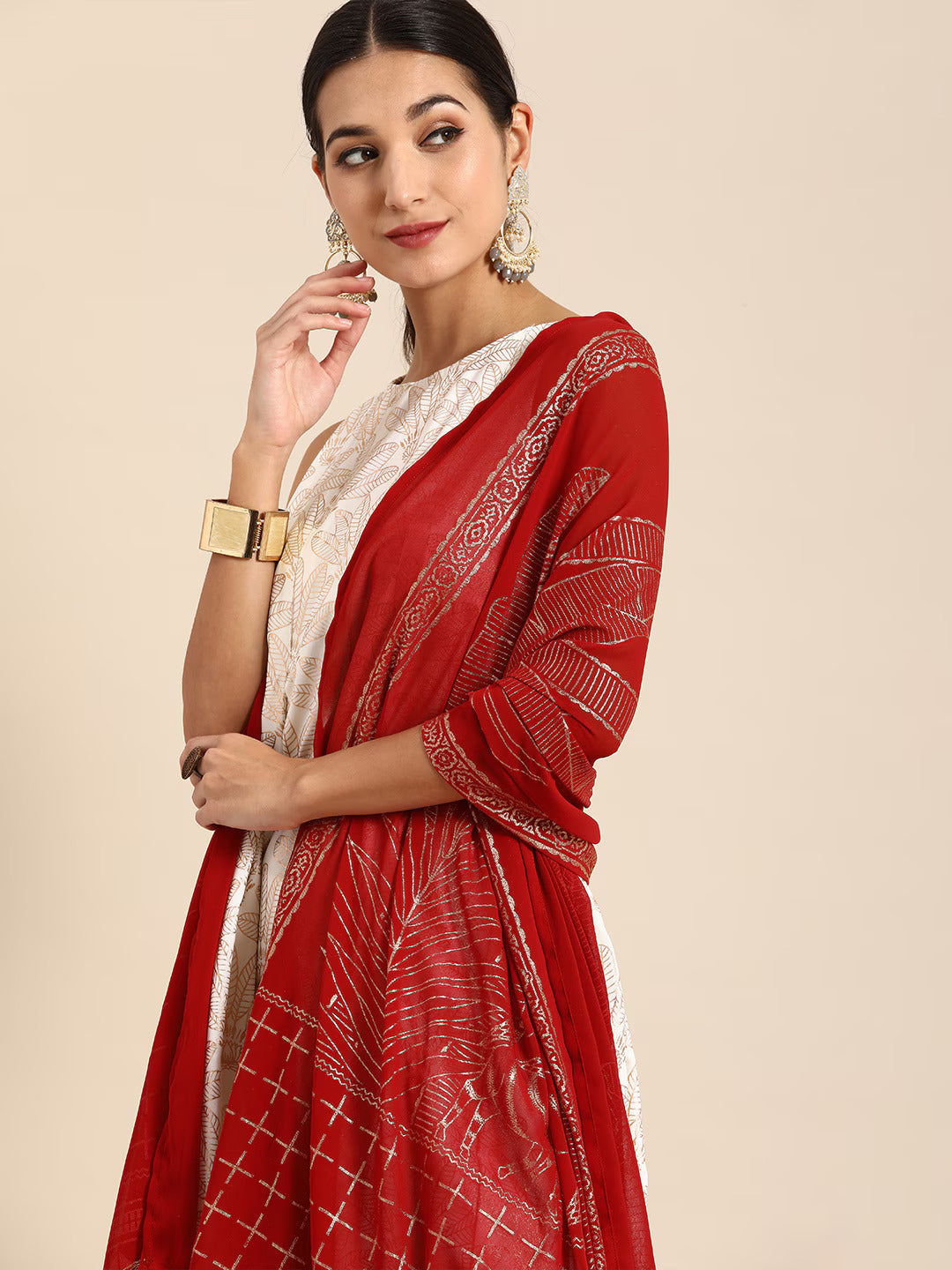 Women Off White & Gold-Toned Floral Print Pleated Kurta with Sharara & With Dupatta