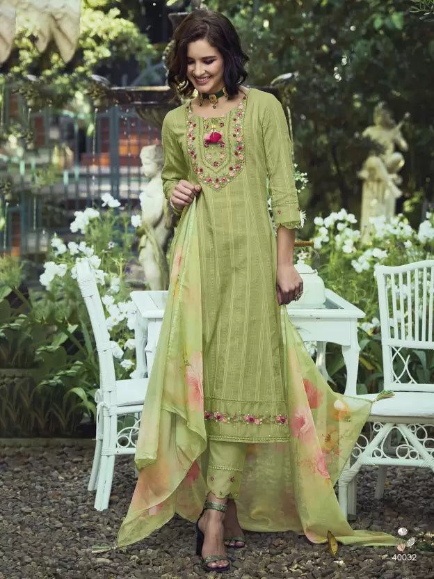 Women Green Pure Cotton Kurta Trouser Dupatta Set