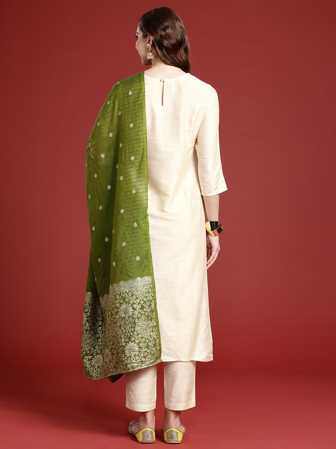 Ethnic Motifs Embroidered Kurta with Trousers & Dupatta