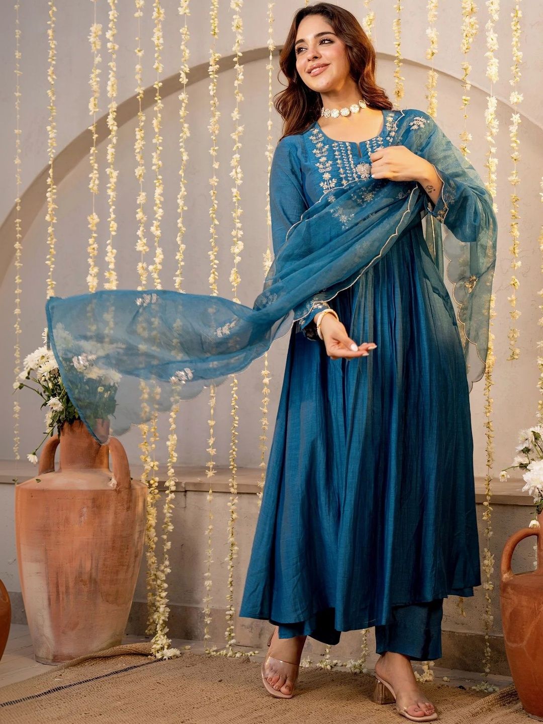 Women Ethnic Motifs Embroidered Tiered Thread Work Kurta with Trousers & With Dupatta