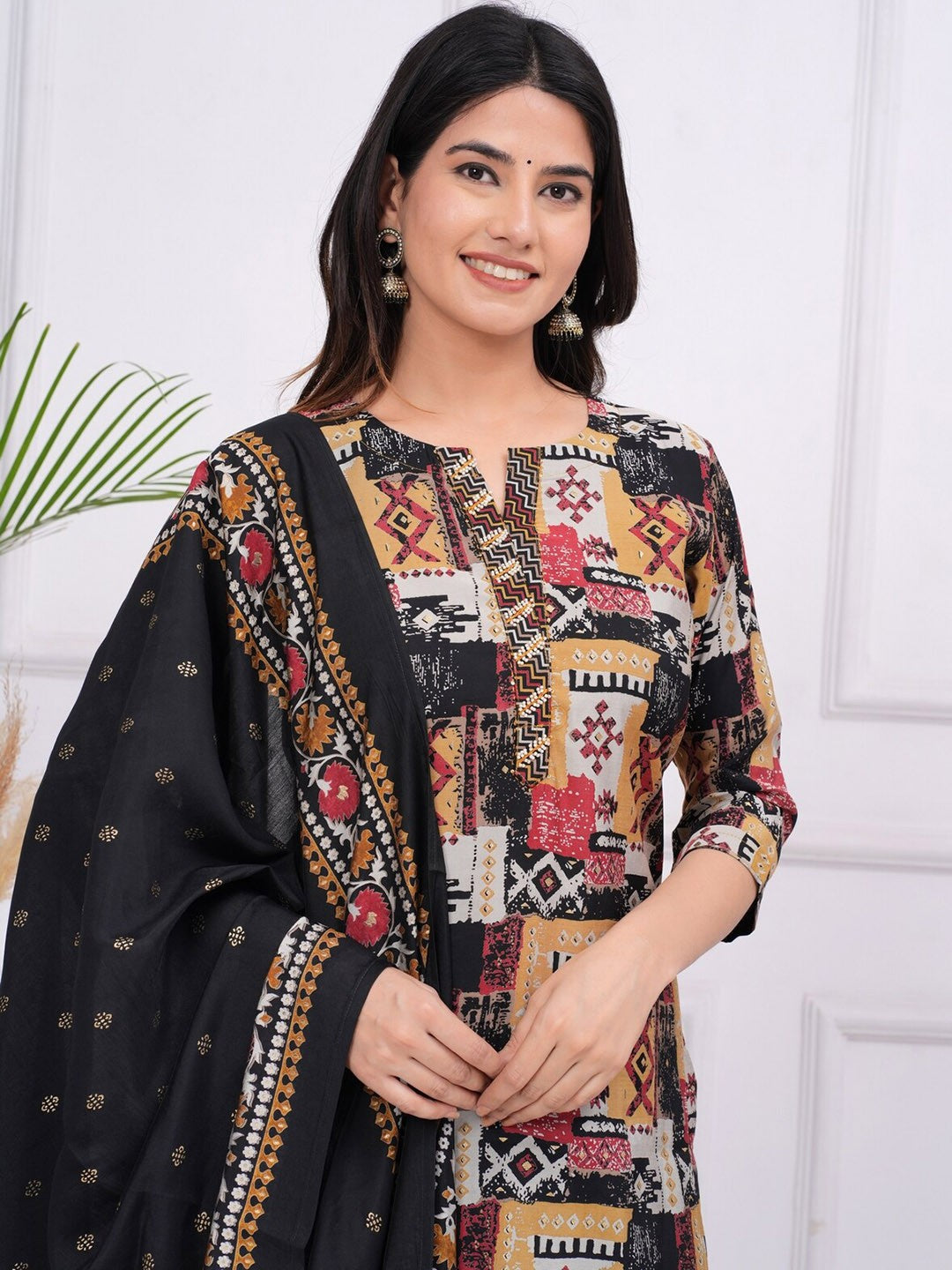 Floral Printed Regular Beads And Stones Pure Silk Kurta With Trousers & Dupatta