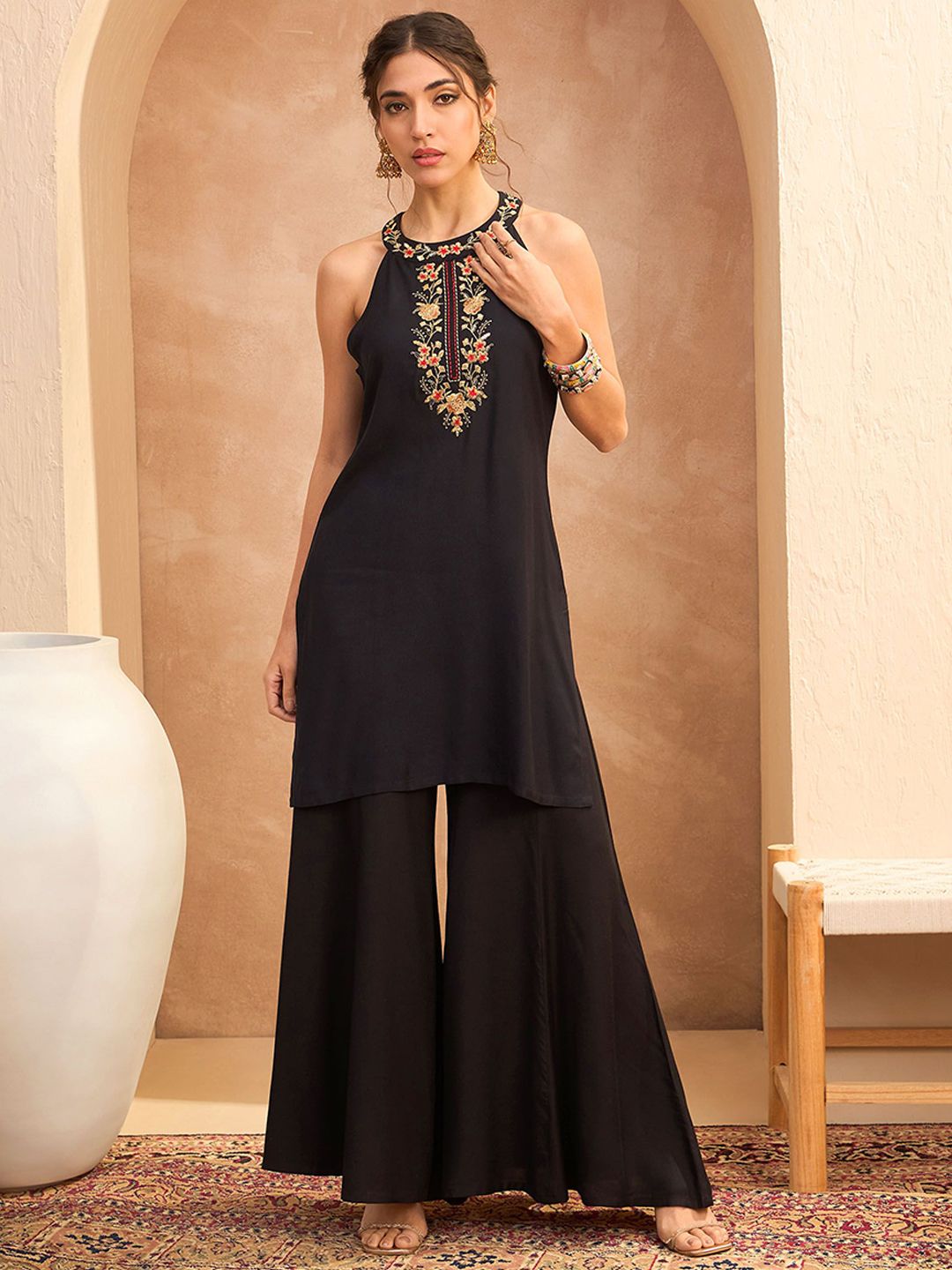 Floral Embroidered Straight Fusion Kurta with Palazzos