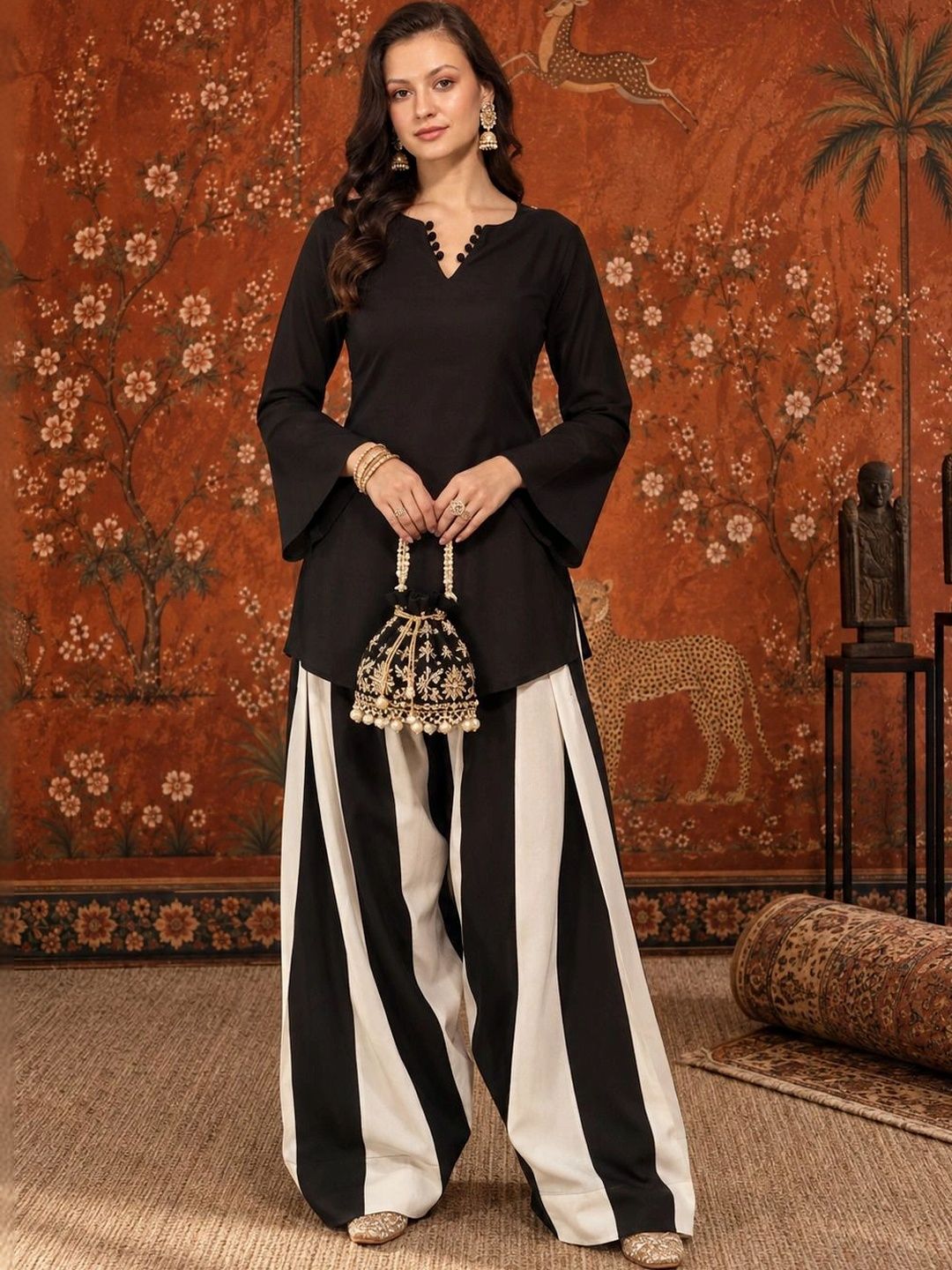 Women Regular Kurta with Palazzos