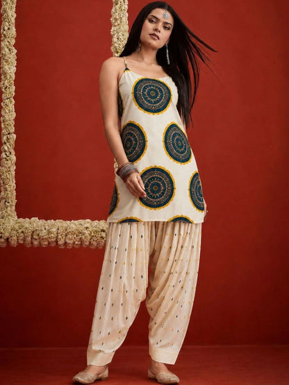 Women's Teal Bandhej Printed Pure Cotton Staright Short Kurti With Farshi Salwar