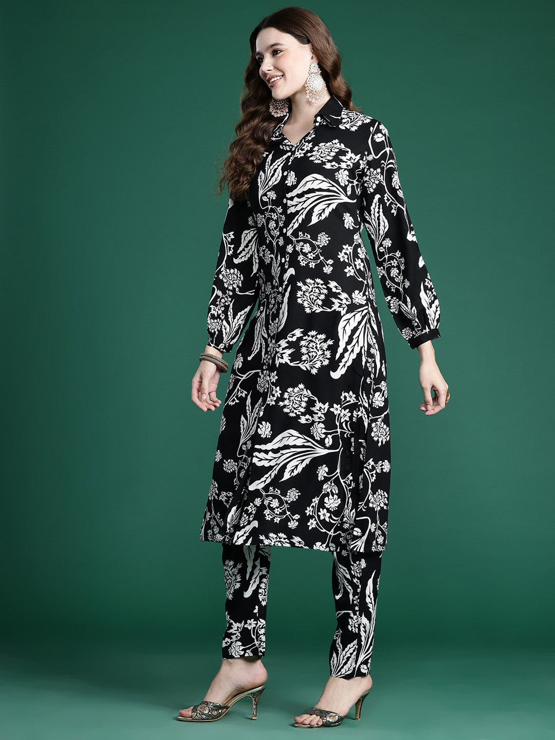 Floral Printed Kurta with Trousers