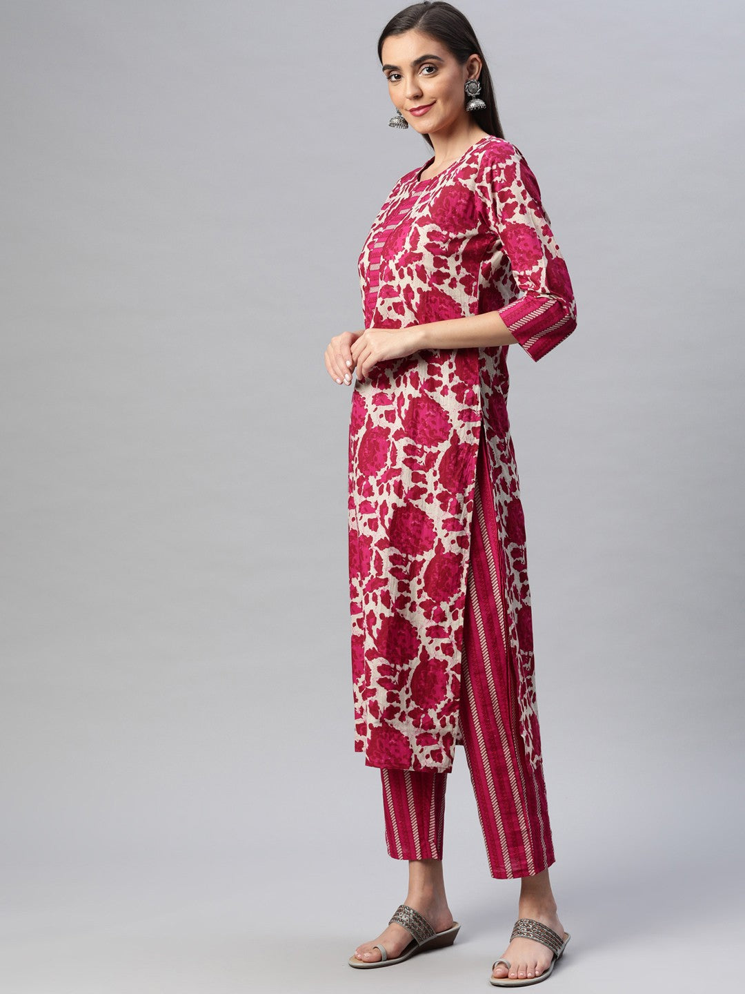 Women Magenta Printed Pure Cotton Kurta with Trousers & With Dupatta