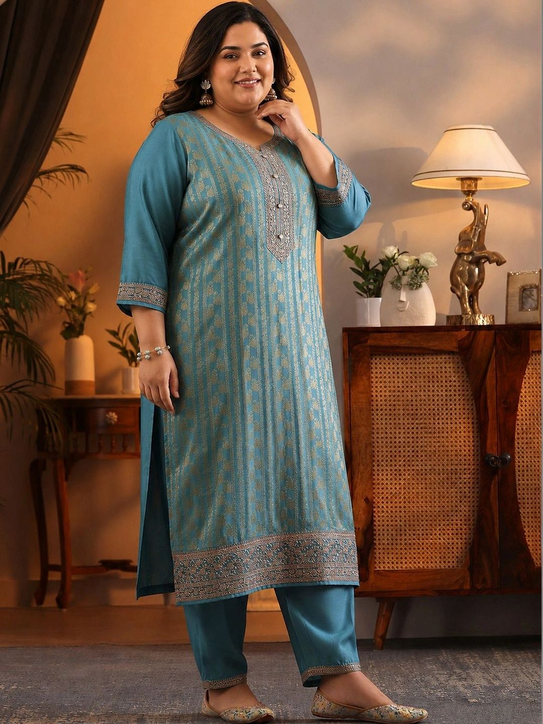 Women Ethnic Motifs Regular Kurta with Trousers & With Dupatta