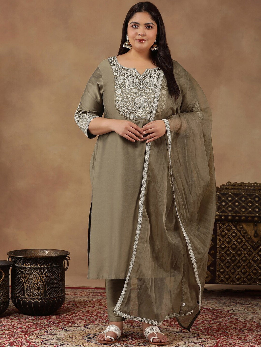 Plus Size Floral Embroidered Thread Work Kurta With Trousers & Dupatta